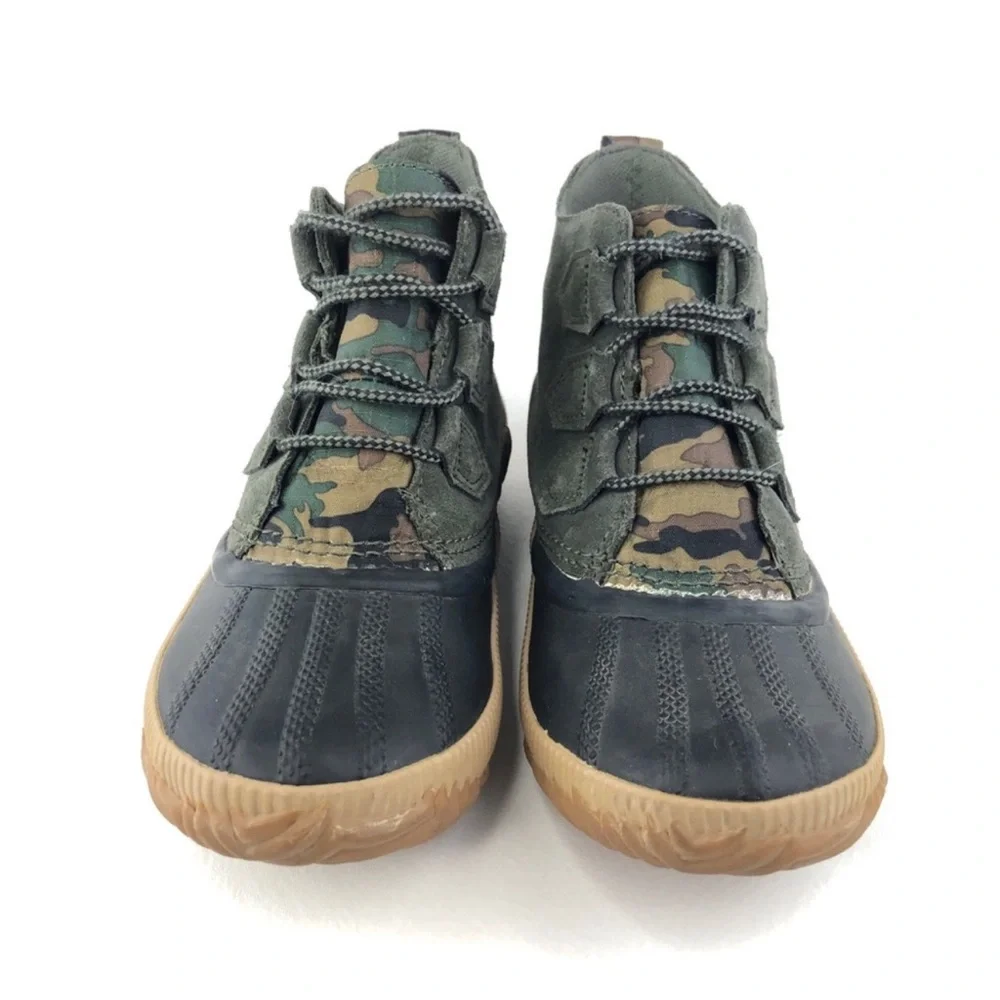 SOREL Out N About Mid Camo Ankle Boots Waterproof Utility Natural Rubber SZ 7.5